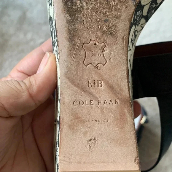 Cole Haan Women's Cambon Platform Dress Sandal Black/Floral Print Size 8.5 - Picture 7 of 7